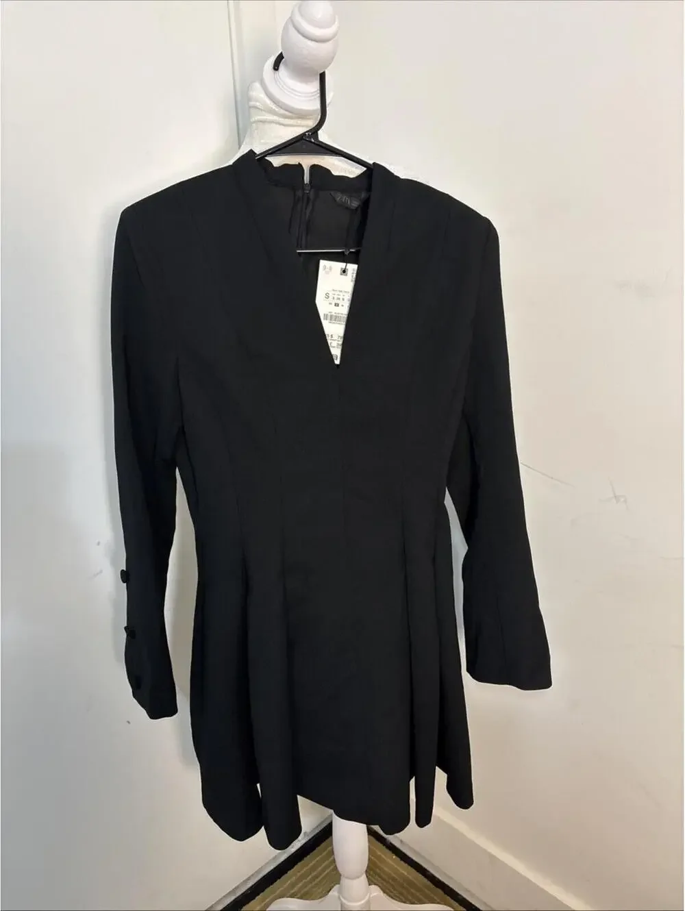 New Zara Black Flare‎ LS Bell Shoulder Bads Deep Vneck Small